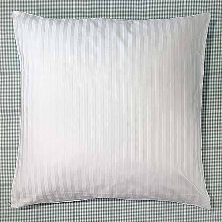 Luxuriöser Schlafkomfort mit der weißen Satin-Bettwäsche Toscana von Kahle: Die Bettwäsche bietet luxuriösen Komfort für erholsamen Schlaf.