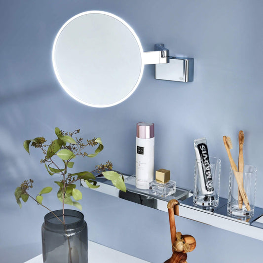 Moderner LED-Schminkspiegel von Emco mit 3-5facher Vergrößerung: Klare Sicht für Ihr perfektes Styling – dieser Schminkspiegel von Emco ist ein moderner und praktischer Helfer.