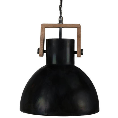 Schwarze Hängelampe im Industrie-Look: Die Metall-Pendelleuchte "Ashby" von PR Home ist ein stilvoller Blickfang.