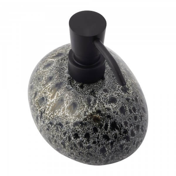 Aquanova Ugo Keramik-Seifenspender in Oliv/Schwarz: Elegantes Design mit Glasüberzug für ein luxuriöses Gefühl.