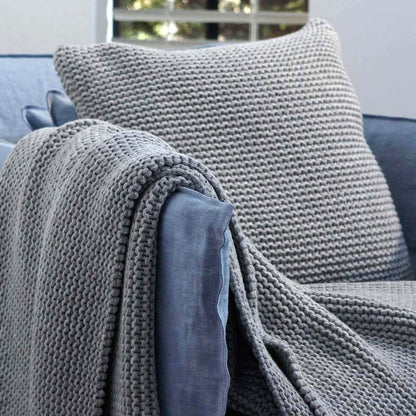 Devon Strickplaid/Wolldecke, Grau/Hellgrau: Kuschelige Decke für Ihr Zuhause.