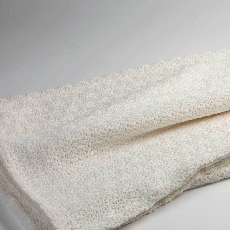 Kahle Tagesdecke/Bettüberwurf, Struktur, Offwhite: Strukturierte Baumwoll-Tagesdecke.