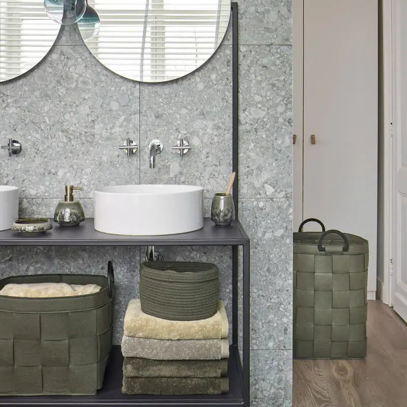 Tipps für ein wohnliches Bad – stilvolle Einrichtungsideen für dein Badezimmer, von Dekoration bis Accessoires
