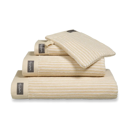 Vandyck Petit Ligne Handtuch Bleached Sand – schmal gestreift, weiche Baumwolle & modernes Badtextil