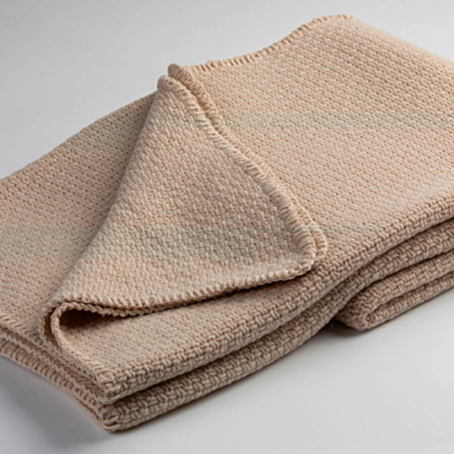 Evelyn Kahle Oslo Wohndecke/Strickdecke, Natur: Stilvolle Strickdecke für Ihr Zuhause.